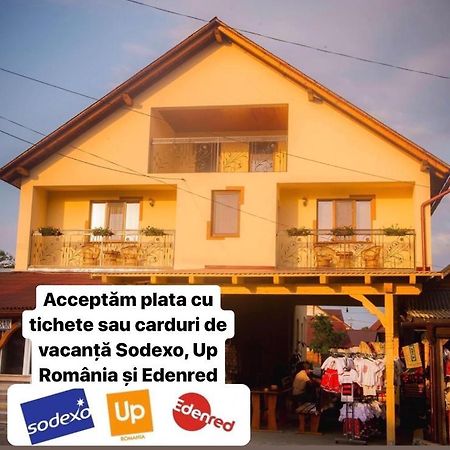 Casa Pop Hotel Săpînţa Buitenkant foto