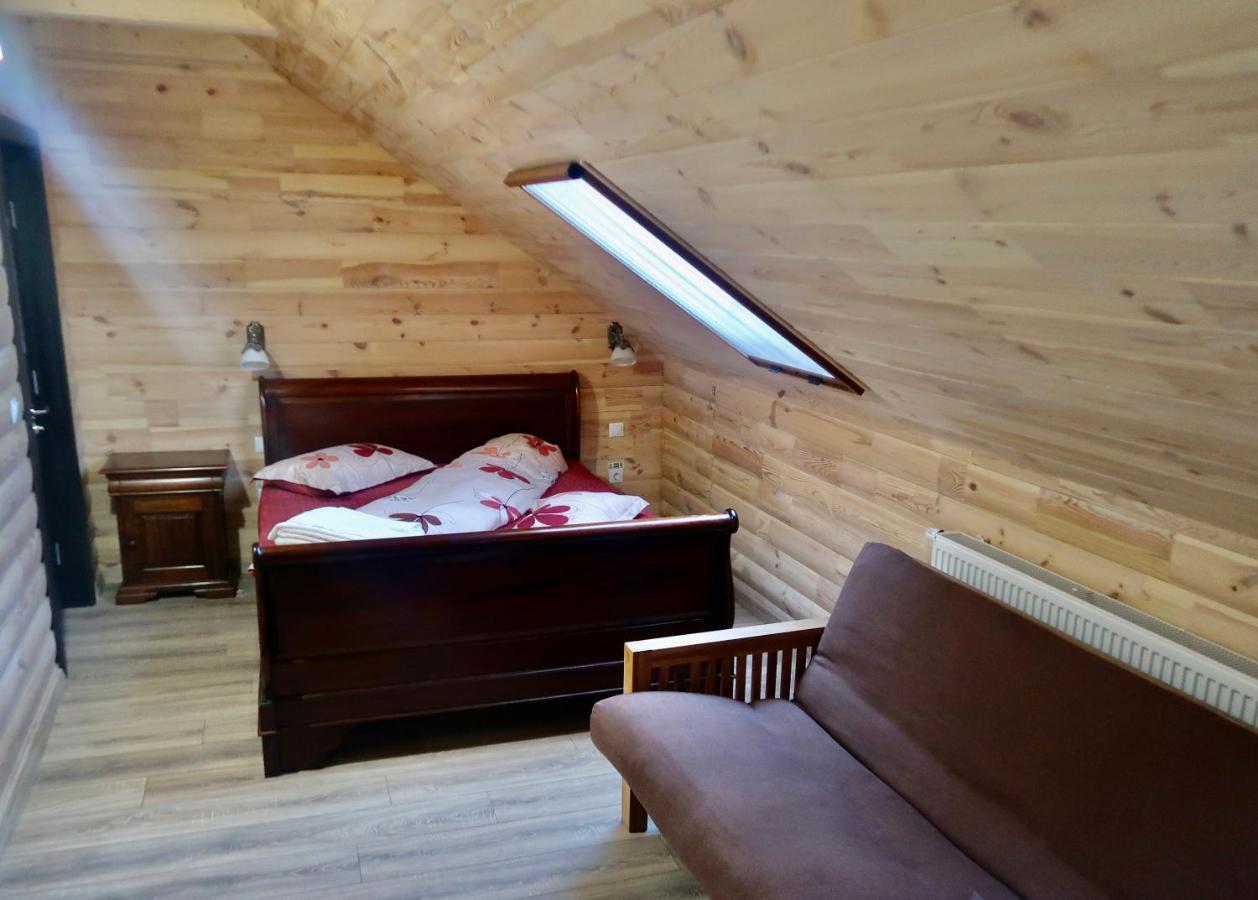 Casa Pop Hotel Săpînţa Buitenkant foto