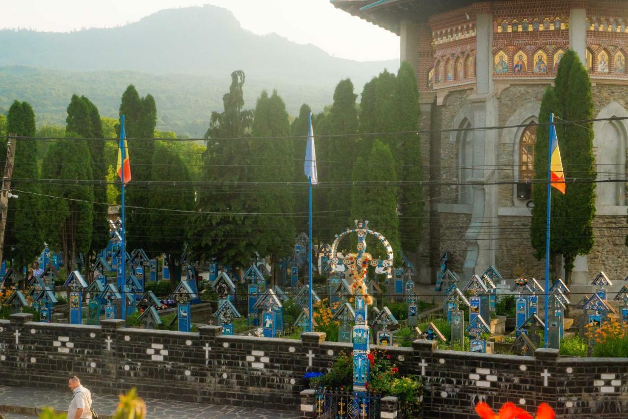 Casa Pop Hotel Săpînţa Buitenkant foto