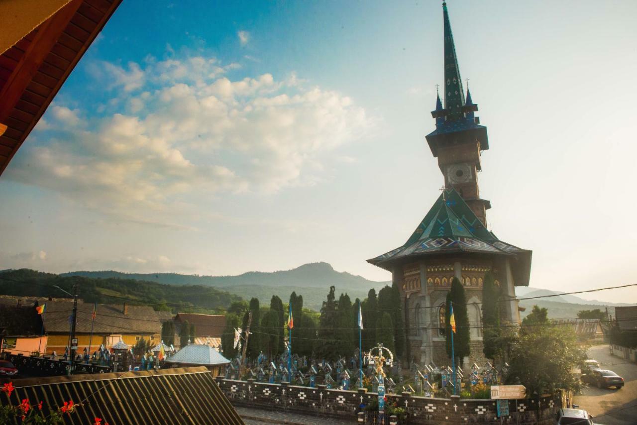Casa Pop Hotel Săpînţa Buitenkant foto
